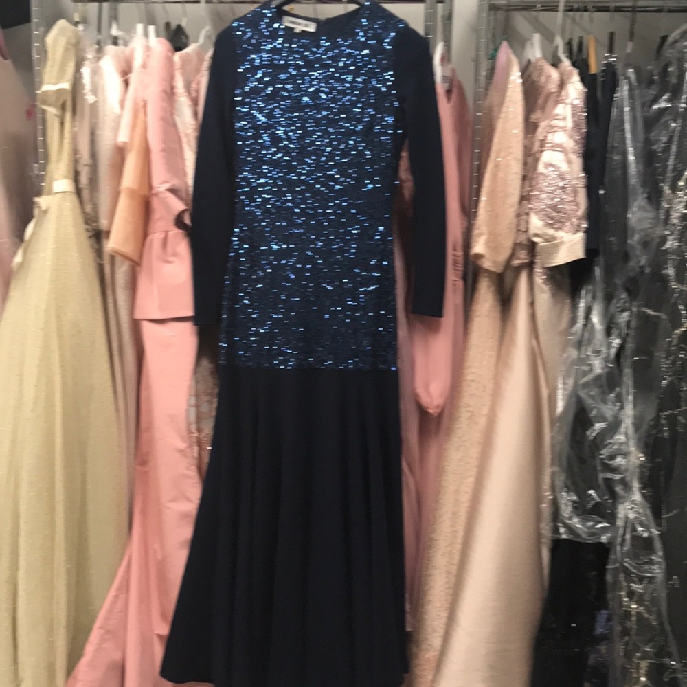 Soojin Lee navy gown. Sz 12